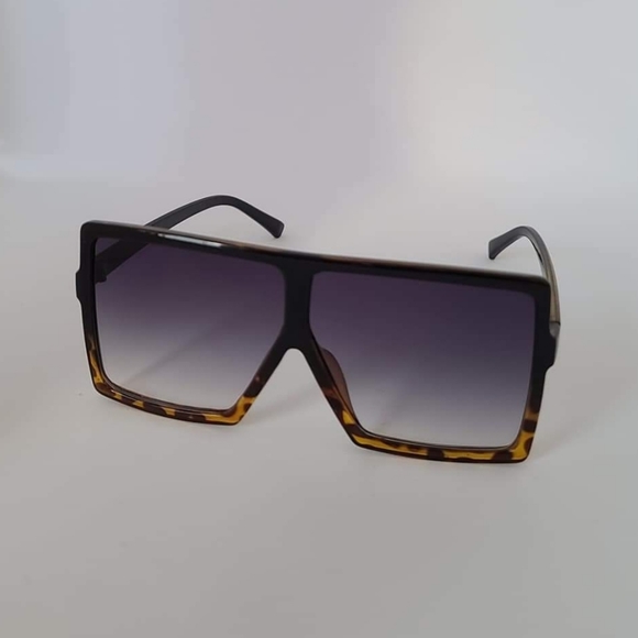 NWOT oversized square sunglasses - Picture 1 of 2